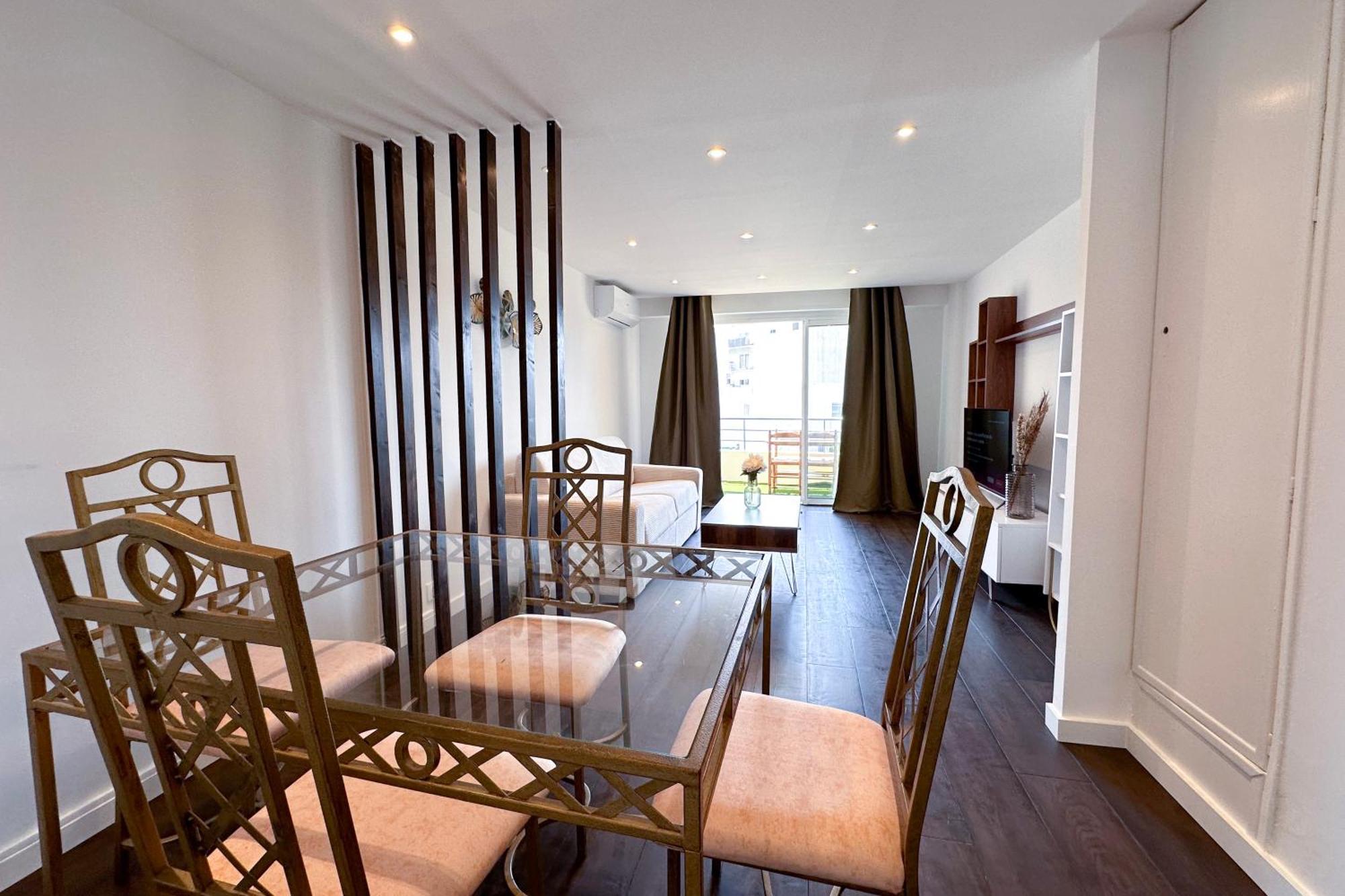 Poincare 4 - Lumineux, Renove, Et Calme A Juan Les Pins Apartamento