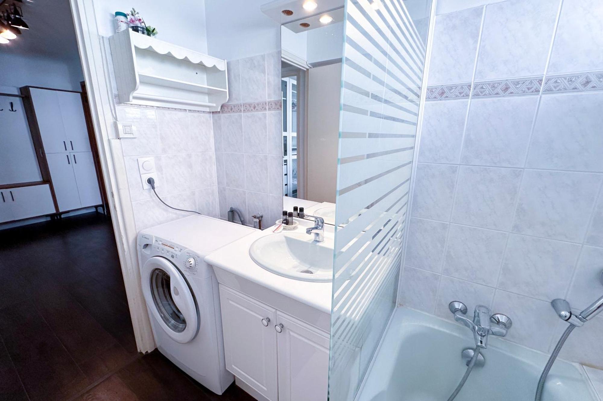 Apartamento Poincare 4 - Lumineux, Renove, Et Calme A Juan Les Pins